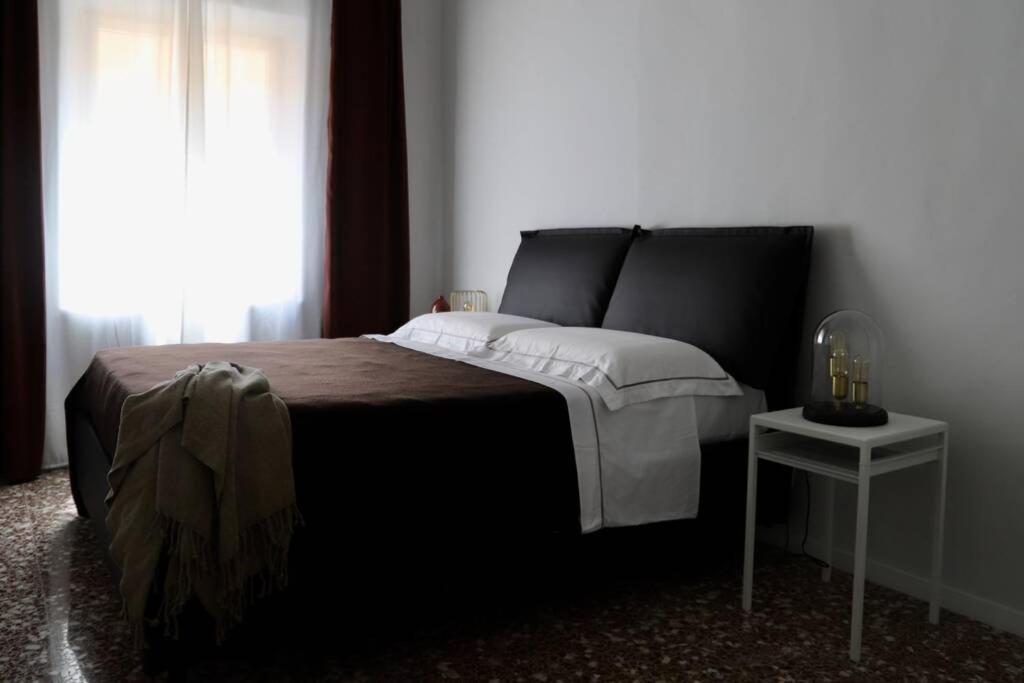 Апартаменты La Casa In Via Della Torre Модена Экстерьер фото
